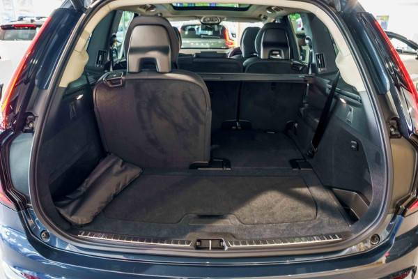 2026 Volvo XC90 L Series Plus B5 Bright SUV Image 7