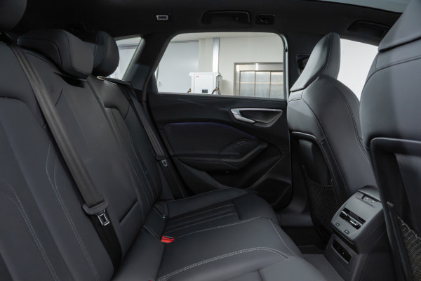 2025 Audi A5 B10 e-hybrid S-Line Wagon image 9
