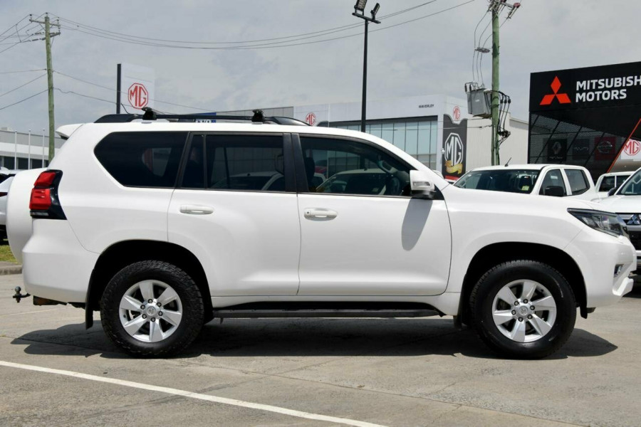 2021 Toyota LandCruiser Prado GDJ150R GXL SUV Image 13