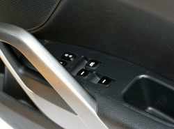 2012 Hyundai Veloster FS + Hatchback