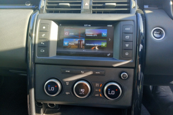 2017 Land Rover Discovery Series 5 SE SUV Image 12