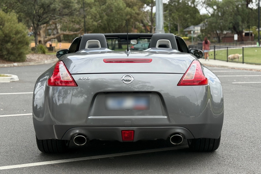 2012 MY11 Nissan 370Z Z34  Convertible Image 7