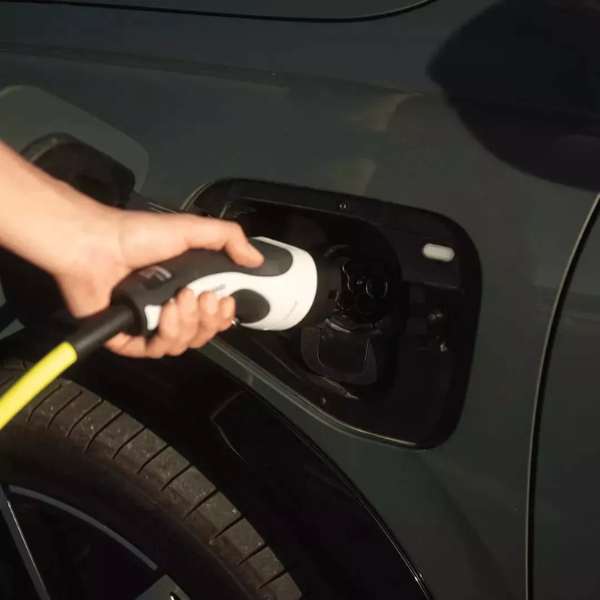 Volkswagen eHybrid charging