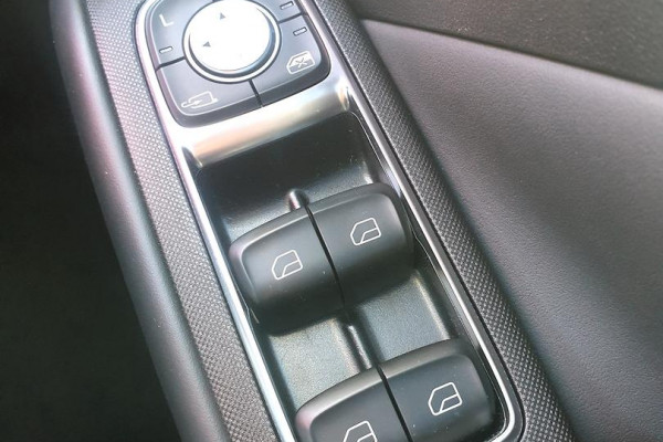 2026 MG MG4 EV Urban AH4E Essence 54 Hatch Image 15