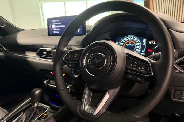 2026 Mazda CX-5 KM Series G25 Akera SUV Image 12