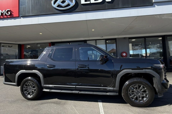 2026 MG U9 EKK1C Black Edition Ute Image 3