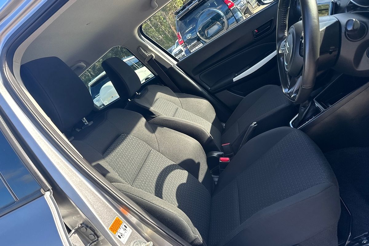 2023 Suzuki Swift AZ Series II GL Hatch Image 10