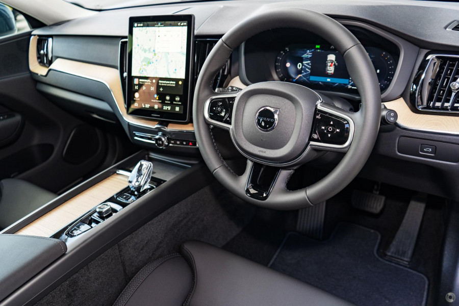 2026 Volvo XC60 UZ Plus B5 Bright SUV Image 7