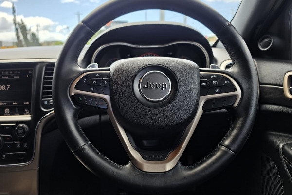 2014 Jeep Grand Cherokee WK Laredo SUV Image 22