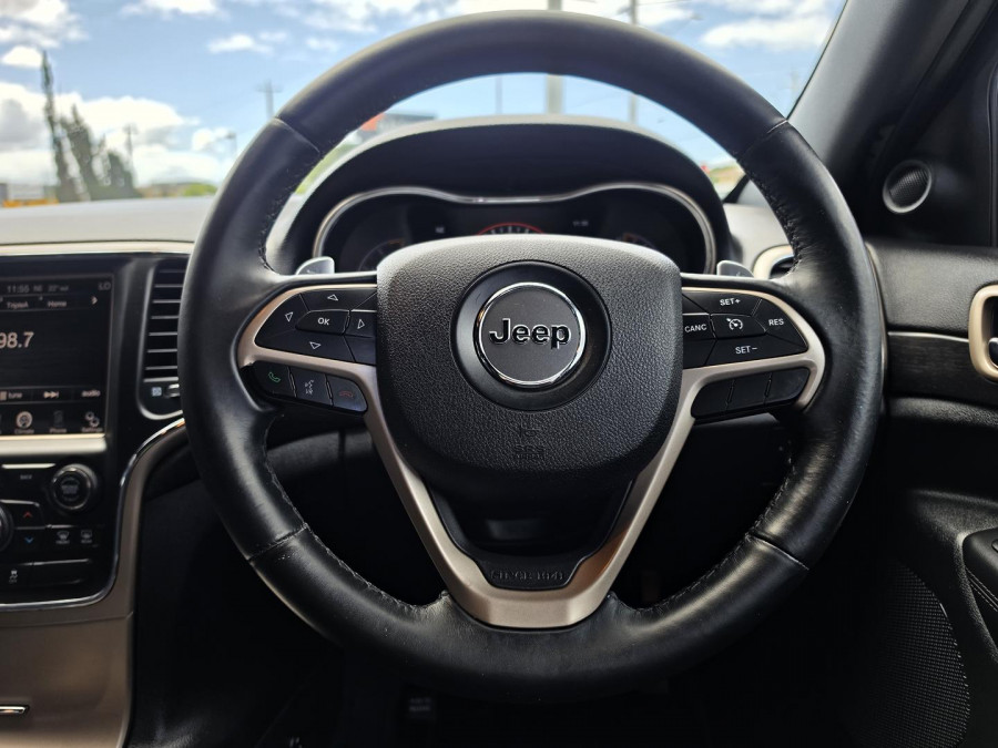 2014 Jeep Grand Cherokee WK Laredo SUV Image 22