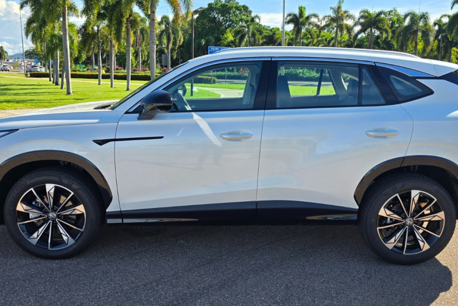 2024 MG HS Excite SUV Image 8