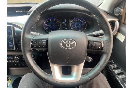 2019 Toyota HiLux  SR5 Ute