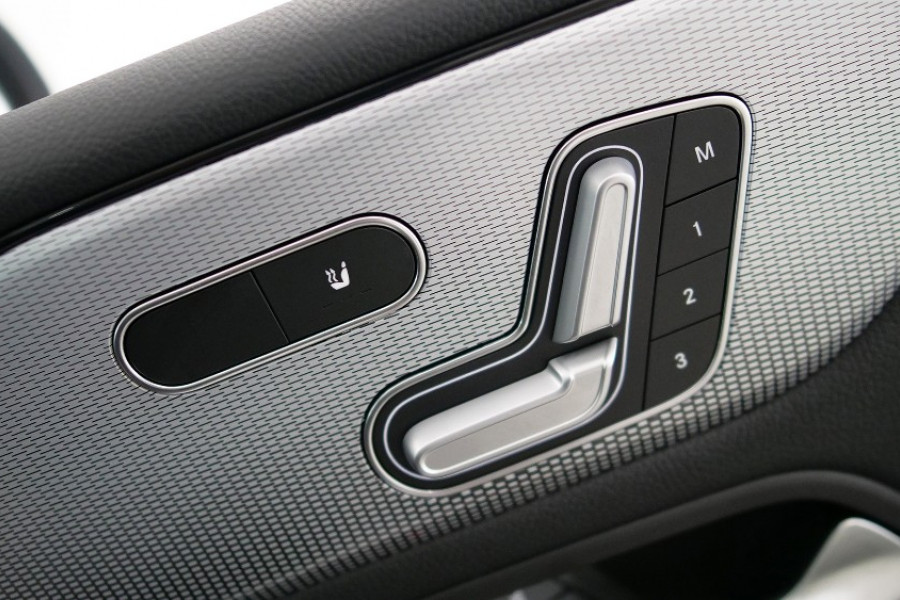 2019 Mercedes-Benz B180 W247 B180 Hatchback Image 15