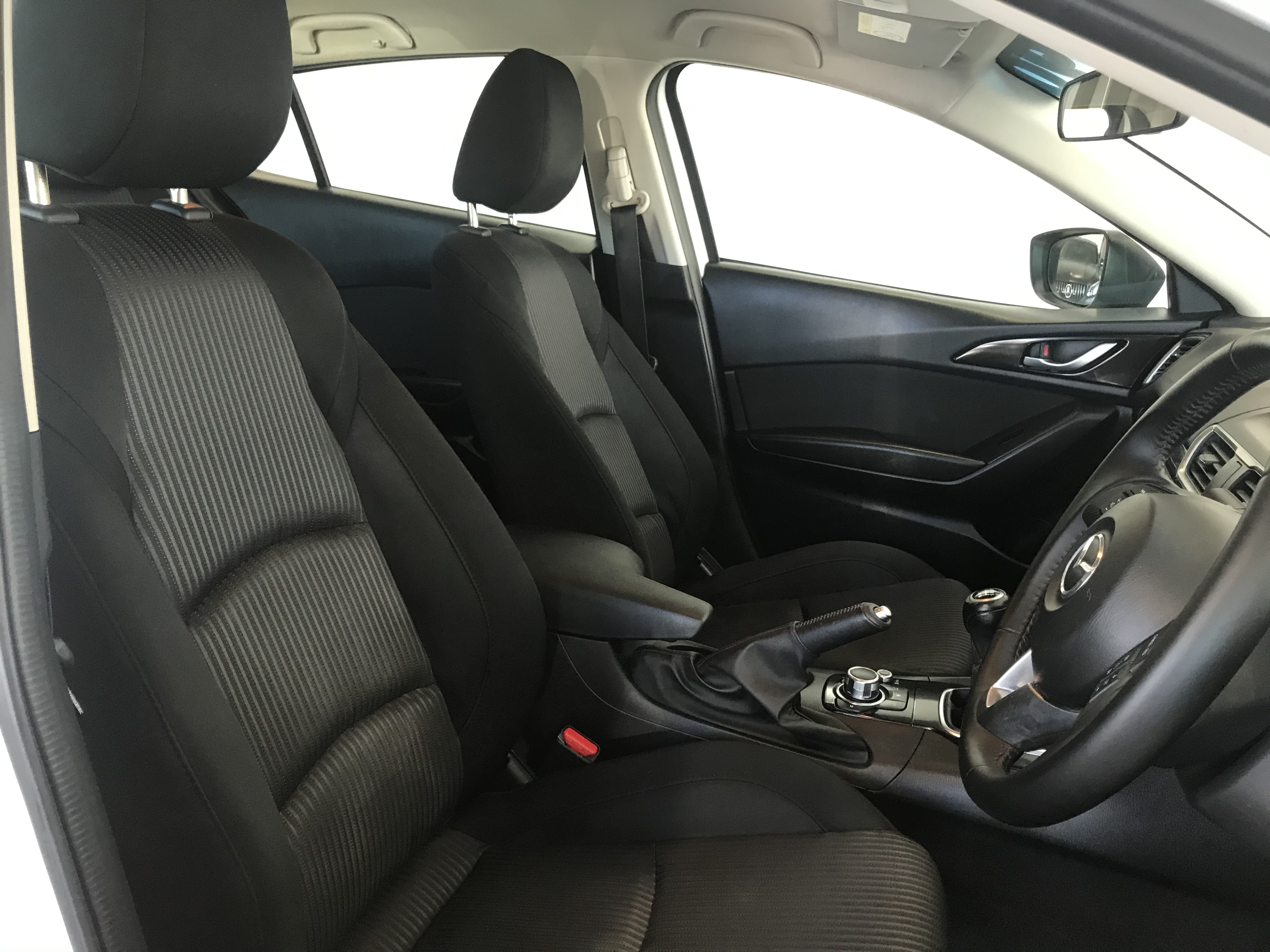 2015 Mazda 3 BM5476 Maxx Hatchback Image 7