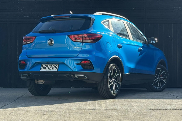 2021 MG ZS Essence SUV Image 3