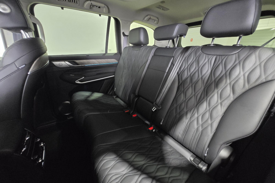 2024 GWM Tank 500 P03 Ultra Hybrid SUV Image 11