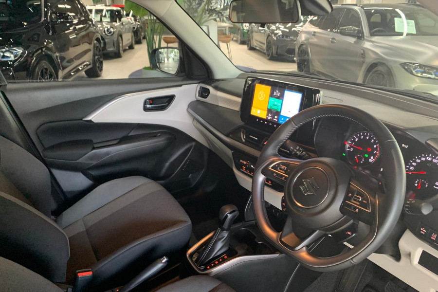 2024 Suzuki Swift AZ Series II GLX Turbo Hatch