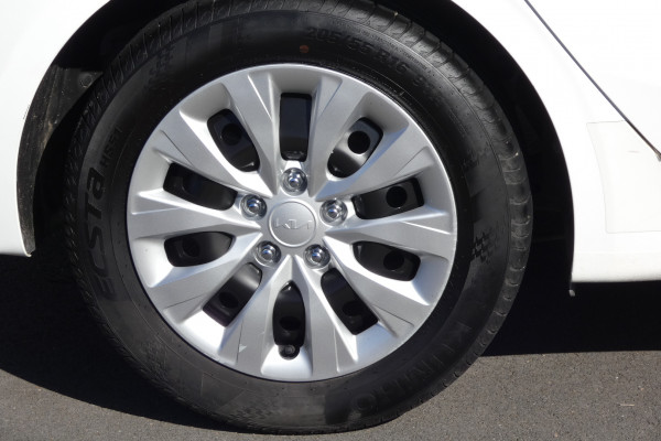 2023 Kia Cerato BD MY23 S Hatch Image 4