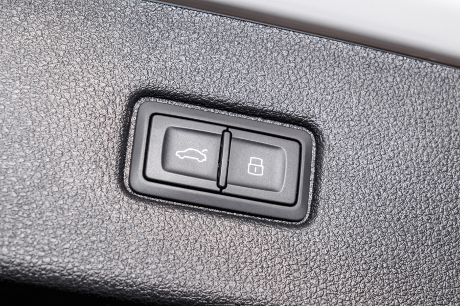 2025 Audi Q7 4M 55 TFSI S line SUV