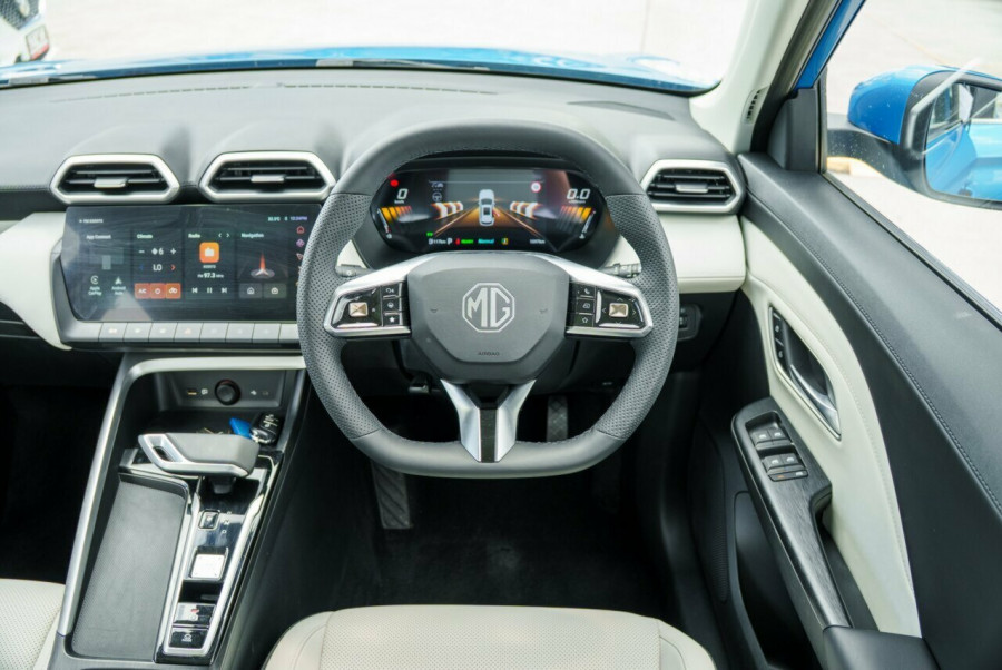 2024 MY25 MG ZS ZS32 Essence Hybrid+ SUV Image 7