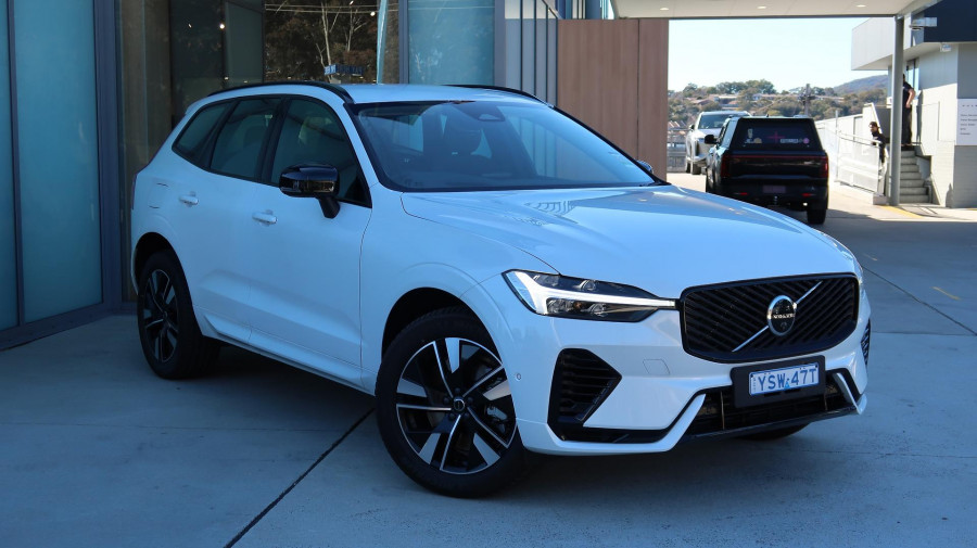 2025 MY26 Volvo XC60 UZ Plus T8 Plug-in Hybrid Dark SUV Image 1