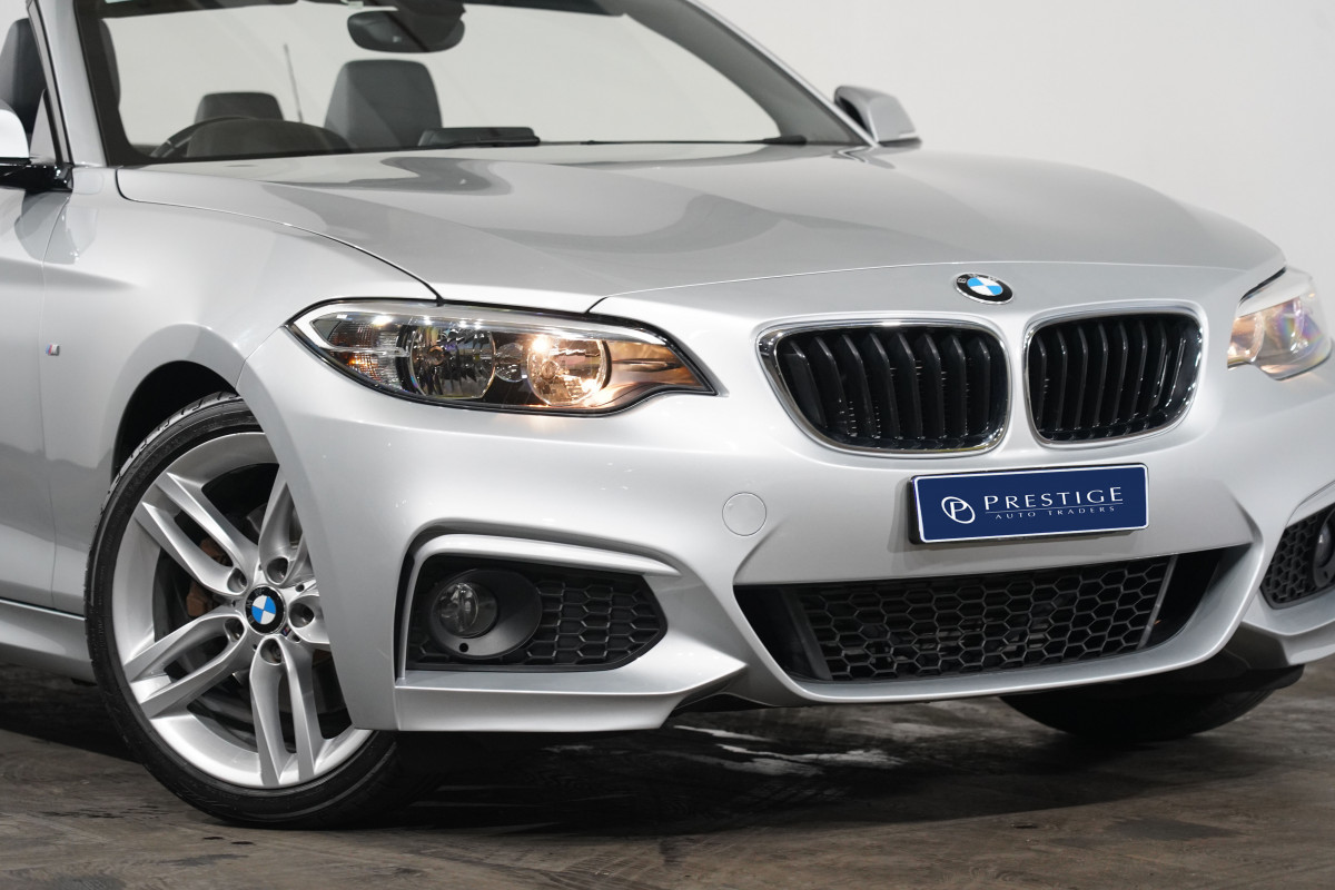2016 BMW 2 20i M Sport Convertible Image 2