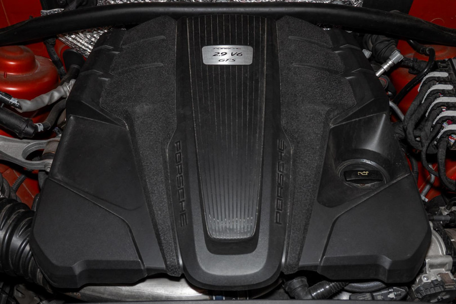 2023 Porsche Macan 95B GTS SUV