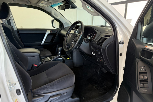2018 Toyota LandCruiser Prado GDJ150R GXL SUV Image 5
