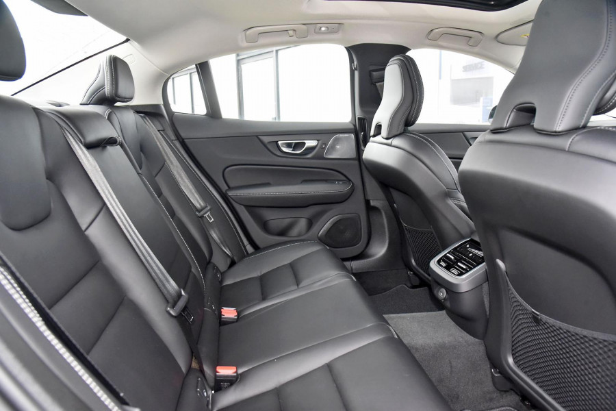 2024 MY25 Volvo S60  Ultra B5 Bright Sedan Image 16