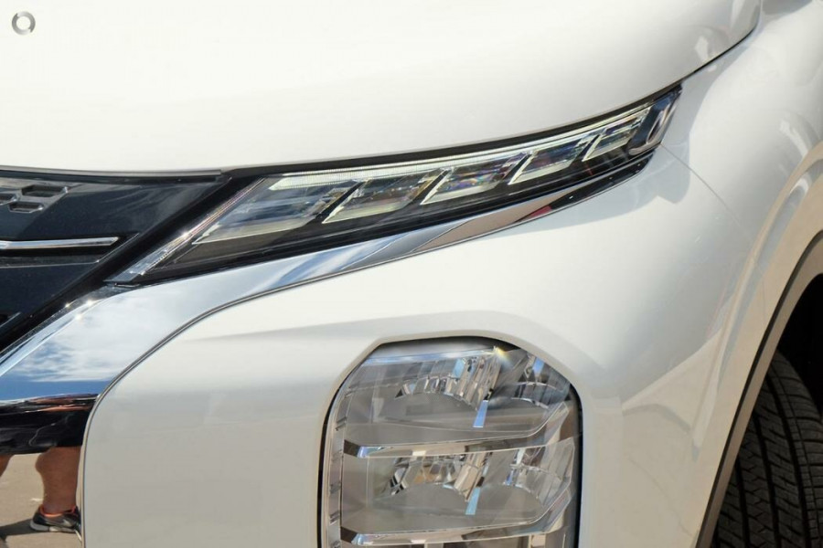 2024 Mitsubishi Outlander ZM PHEV Exceed SUV Image 13