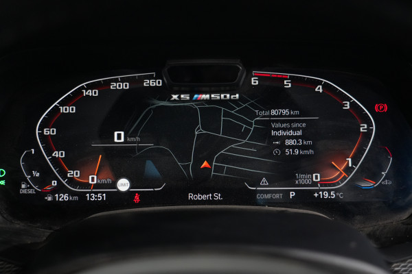 2019 BMW X5 M50d SUV image 16