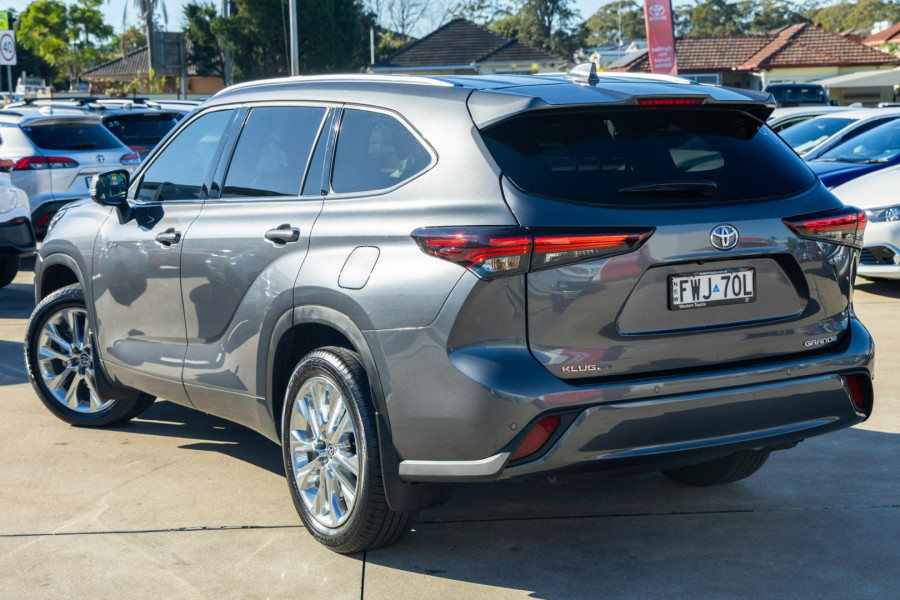 2025 Toyota Kluger AXUH78R Grande SUV Image 2
