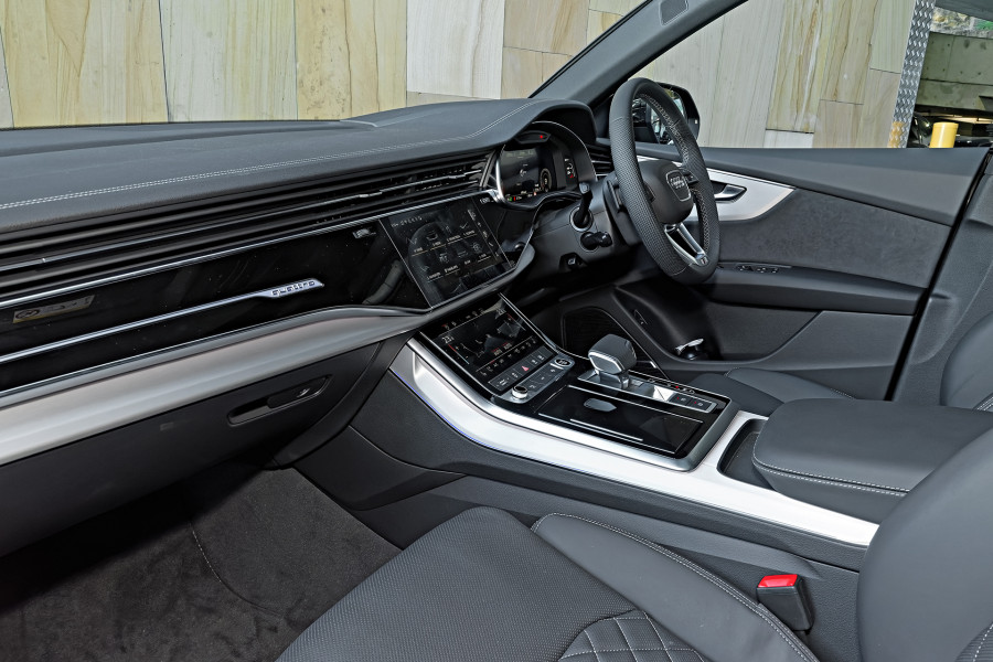 2026 Audi Q8 F1 TFSI 250kW S line SUV