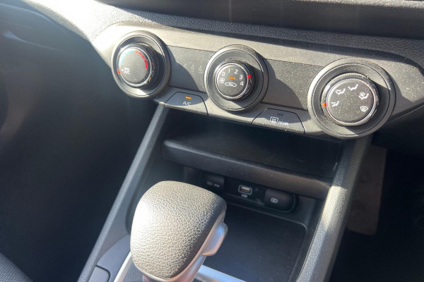 2023 MY24 Kia Cerato BD S Hatch Image 19