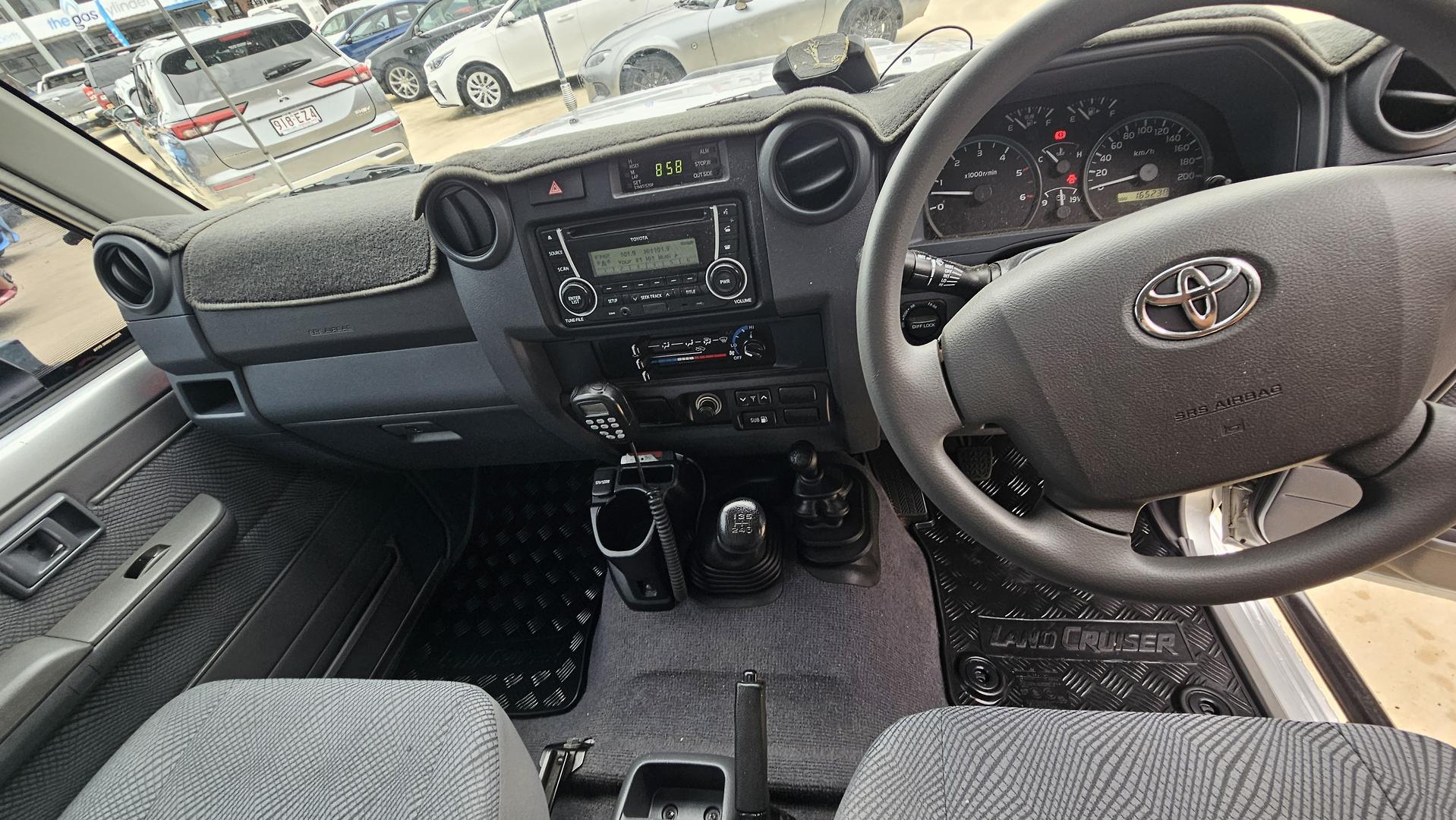 2013 Toyota Landcruiser VDJ79R GXL Cab Chassis Image 31