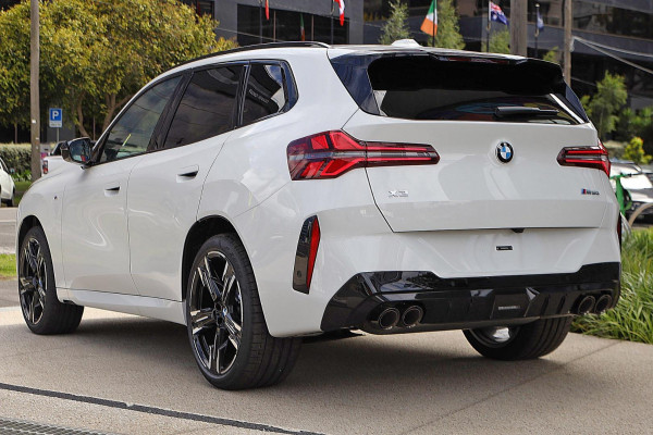 2025 BMW X3 G45 M50 xDrive SUV image 5