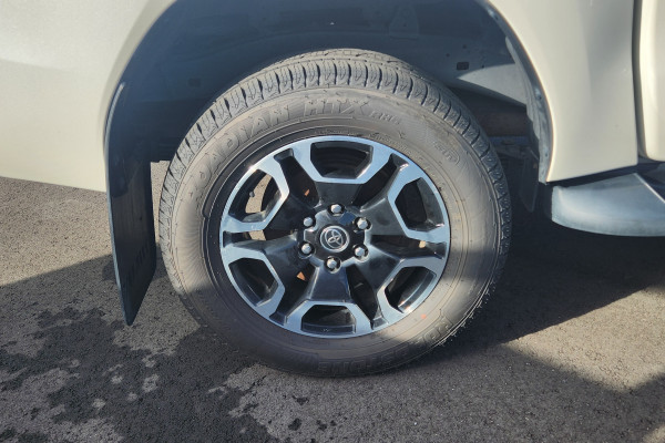 2022 Toyota HiLux GUN126R SR5 Ute Image 16