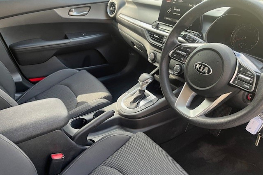 2019 Kia Cerato BD S Hatch Image 24
