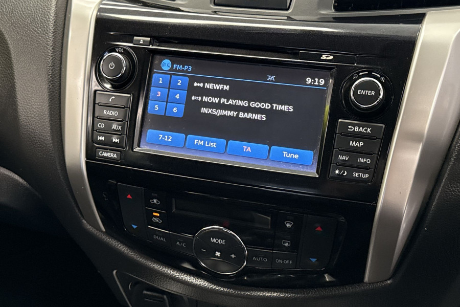 2018 Nissan Navara D23 Series 3 ST-X King Cab Pickup Image 6