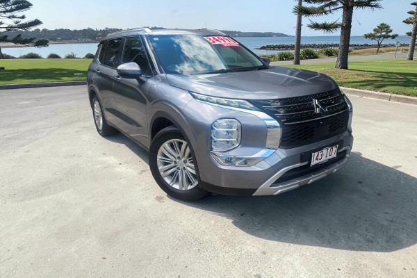 2023 Mitsubishi Outlander ZM LS SUV Image 1
