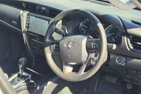 2024 Toyota Fortuner GUN156R GX SUV Image 17