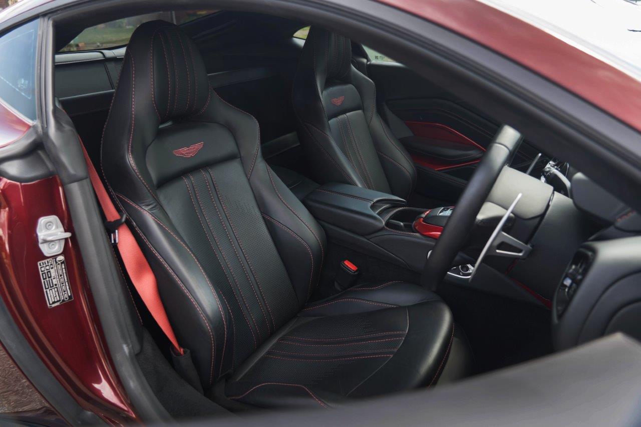 2022 Aston Martin Vantage  Coupe Image 11