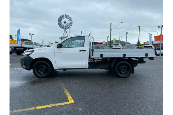 2018 Toyota Hilux TGN121R Workmate 4x2 Cab Chassis
