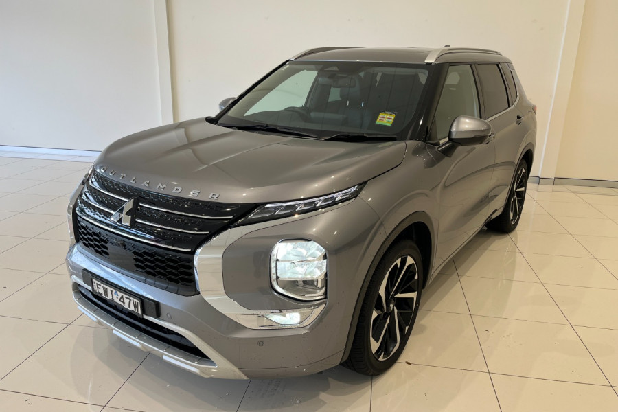2022 Mitsubishi Outlander ZM Exceed SUV Image 6