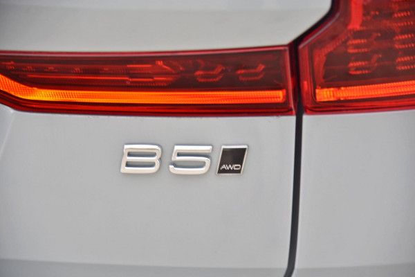 2025 MY26 Volvo XC60 UZ Ultra B5 Dark SUV Image 18