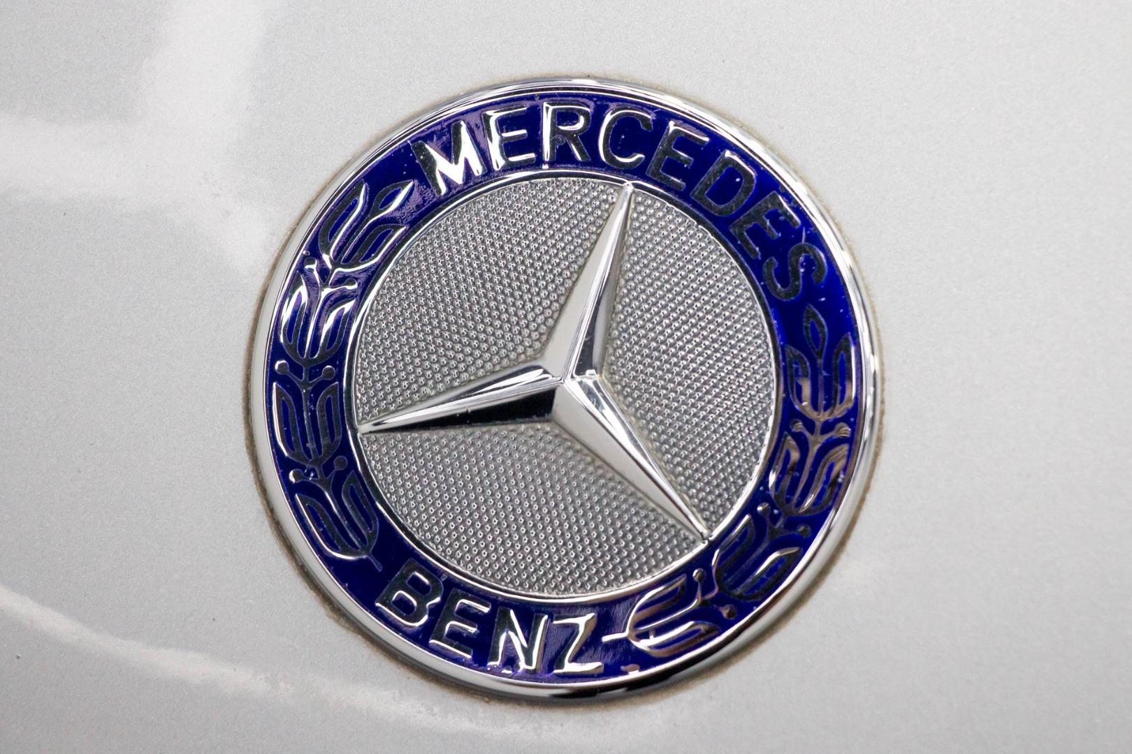 2005 Mercedes-Benz CLK-Class C209 CLK55 AMG Coupe Image 23