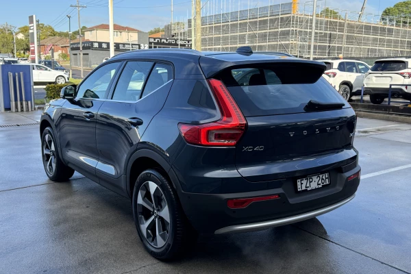 2026 Volvo XC40 XZ Ultra B4 Bright SUV Image 6
