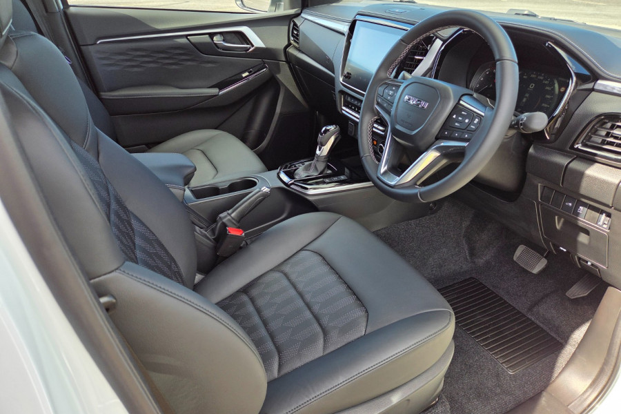 2025 Isuzu D-MAX SX Ute Image 9