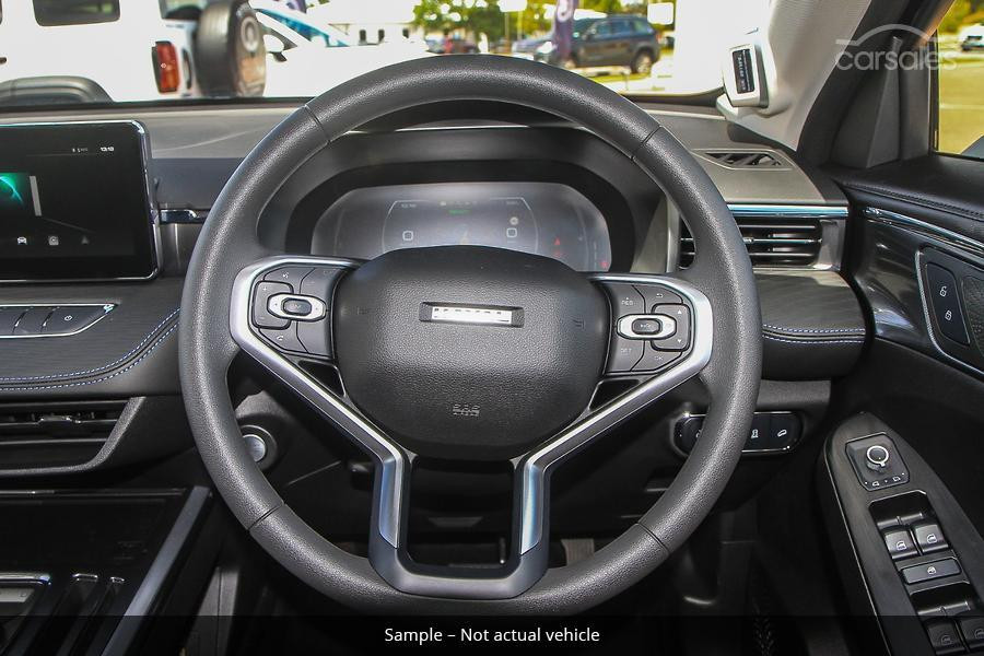 2025 GWM Haval Jolion A02 Premium Hybrid SUV Image 6