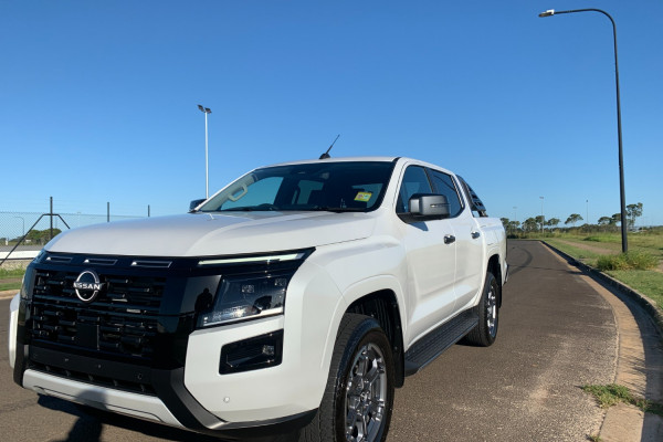 2025 MY26 Nissan Navara D27 ST-X Ute Image 5